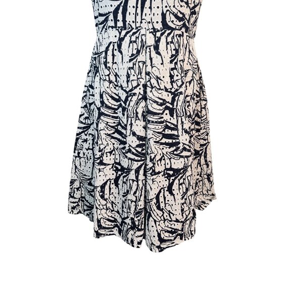 Taylor Size 6 Navy & White Abstract Print Sleeveless Dress - Picture 14 of 16
